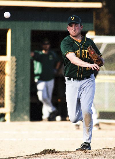 Wes Paulsen throws a pitch during Friday’s game.