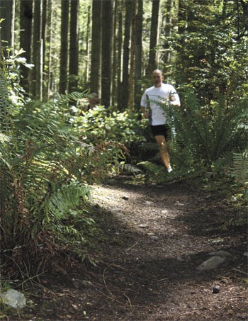 Kevin Kim-Murphy runs a portion of the course.