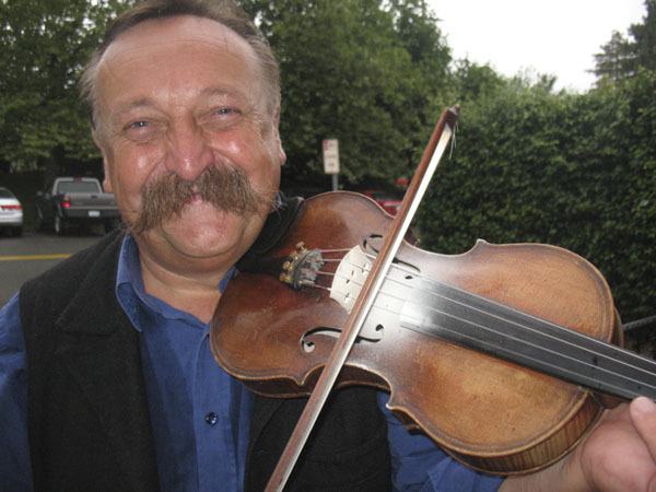 Duvo Hungarian Ensemble will play at Ober Park on Monday.