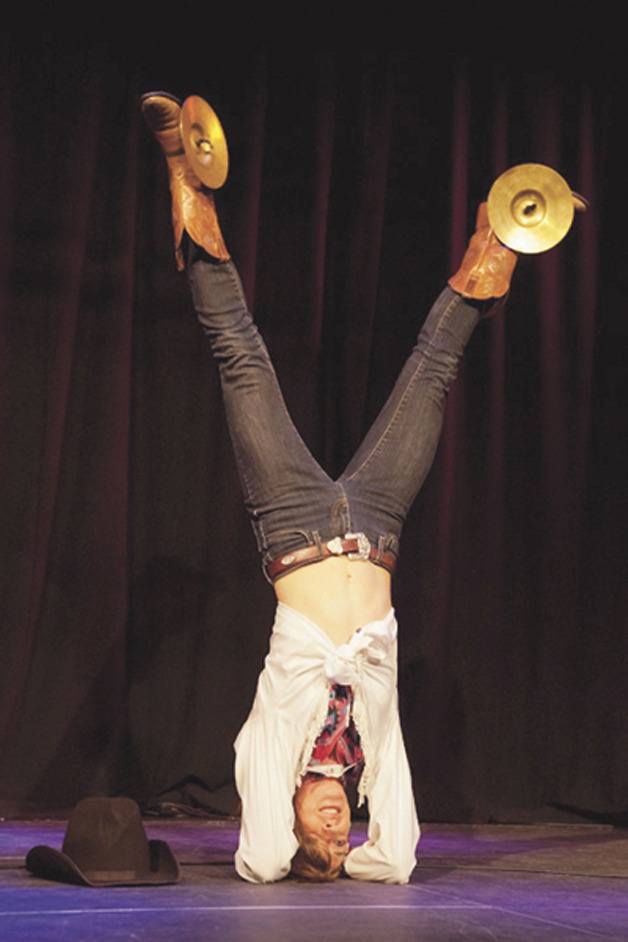 Molly Shannon performs during a Circus Finelli show. She and Luz Gaxiola will present their interactive party for kids and adults Saturday at 2:30 p.m. at Vashon Cohousing.