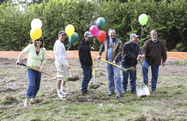 Park district breaks ground on new Vashon fields project