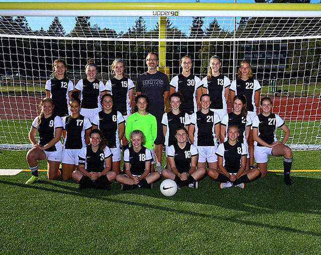 The Vashon girls varsity soccer team (Courtesy Photo).