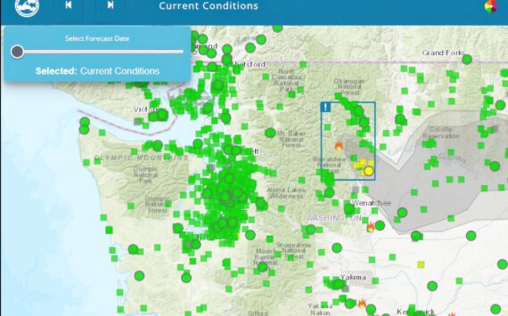 Screenshot from wasmoke.blogspot.com This air quality map can tell you current smoke conditions because it shows air quality sensors in real-time, including an array of sensors located on Vashon Island. This regional overview gives you a sense of where fires are burning, and you can zoom in on Vashon or a road trip destination to get details.