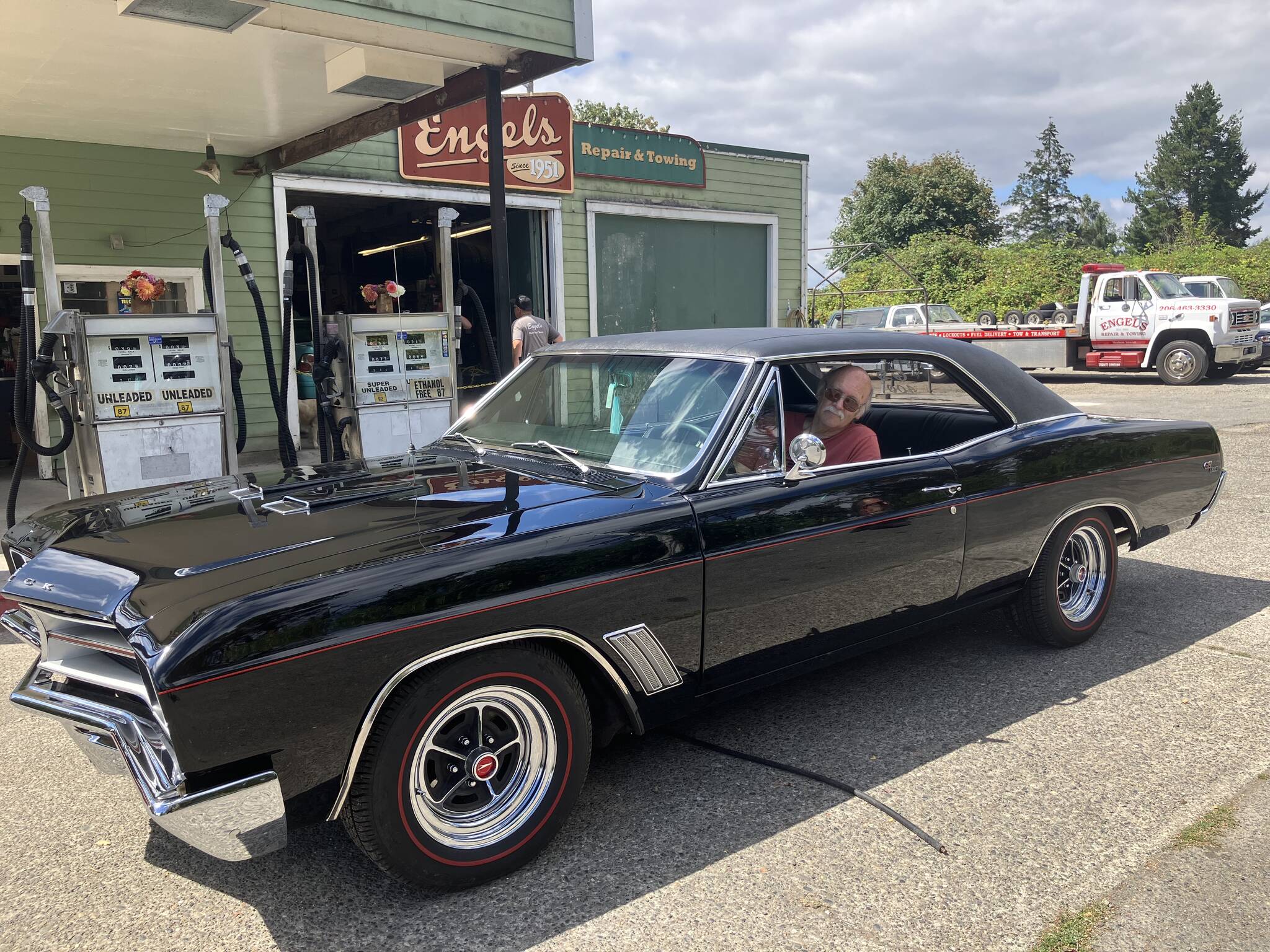 Elizabeth Shepherd Photo
Paul Norton’s four-speed manual 1967 Buick Skylark Gran Sport 400 will grace the official Engels Car Show t-shirt this year.