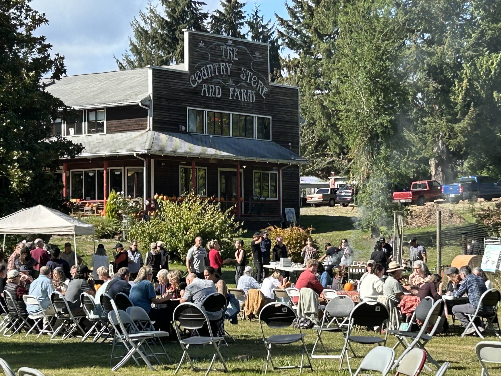 Under brilliant blue skies, islanders celebrated the end of summer with a feast served up by Chef Neeley and his crew. (Elizabeth Shepherd photo)